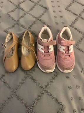 Girl Tap Shoes & Sneakers size 11.5